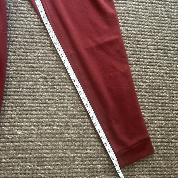 NEW! Nike Training Primary Fleece Dri-FIT UV Performance Joggers - Picture 12 of 17